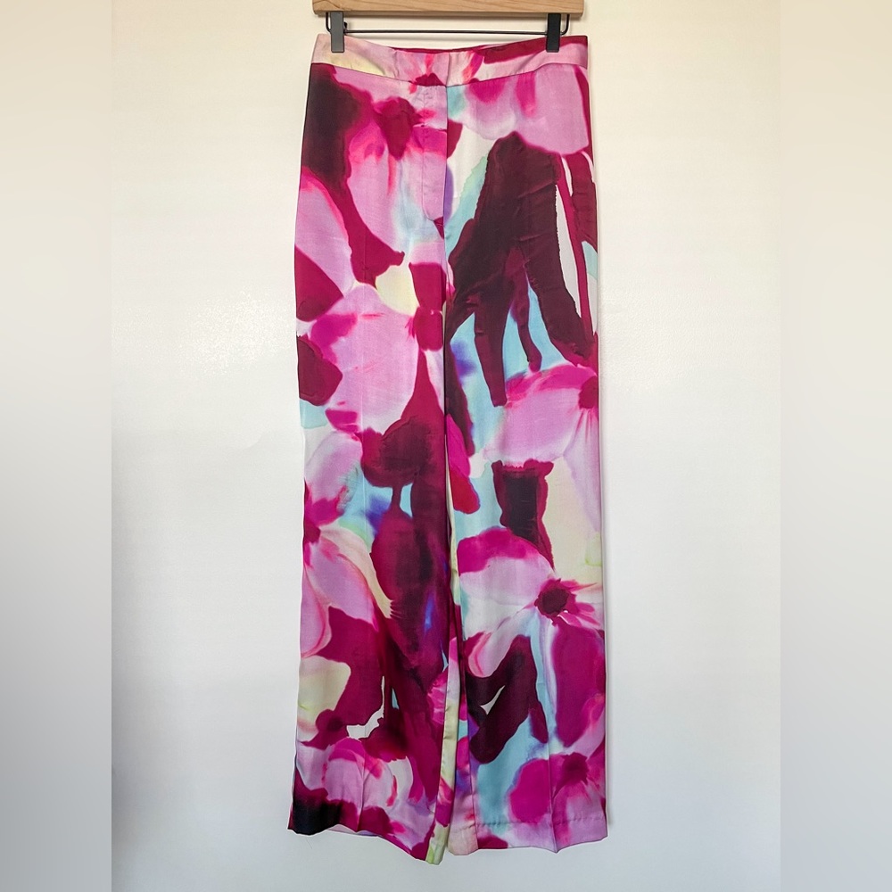 New Zara Printed High Waist Floral Trousers Pants with Satin Finish 8256/157/260 - Picture 3 of 3